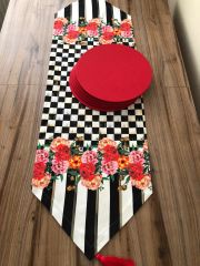 KIRMIZI GÜL DESENLİ RUNNER & SUPLA