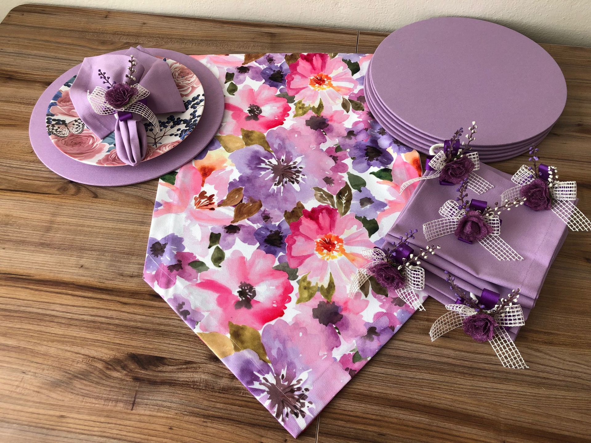 SOFRA SUNUM SETİ SULUBOYA ÇİÇEK DESENLİ