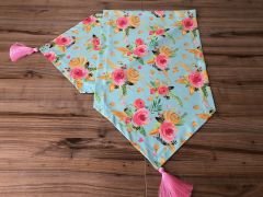 MİNT ZEMİN PEMBE GÜLLER DESENLİ RUNNER