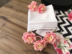 SOFRA SUNUM SETİ ZİGZAG ZEMİN ÜZERİNE GÜL DESENLİ TAKIM