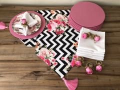 ZİGZAG ZEMİN ÜZERİNE GÜL DESENLİ SOFRA SUNUM SETİ