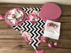 ZİGZAG ZEMİN ÜZERİNE GÜL DESENLİ SOFRA SUNUM SETİ