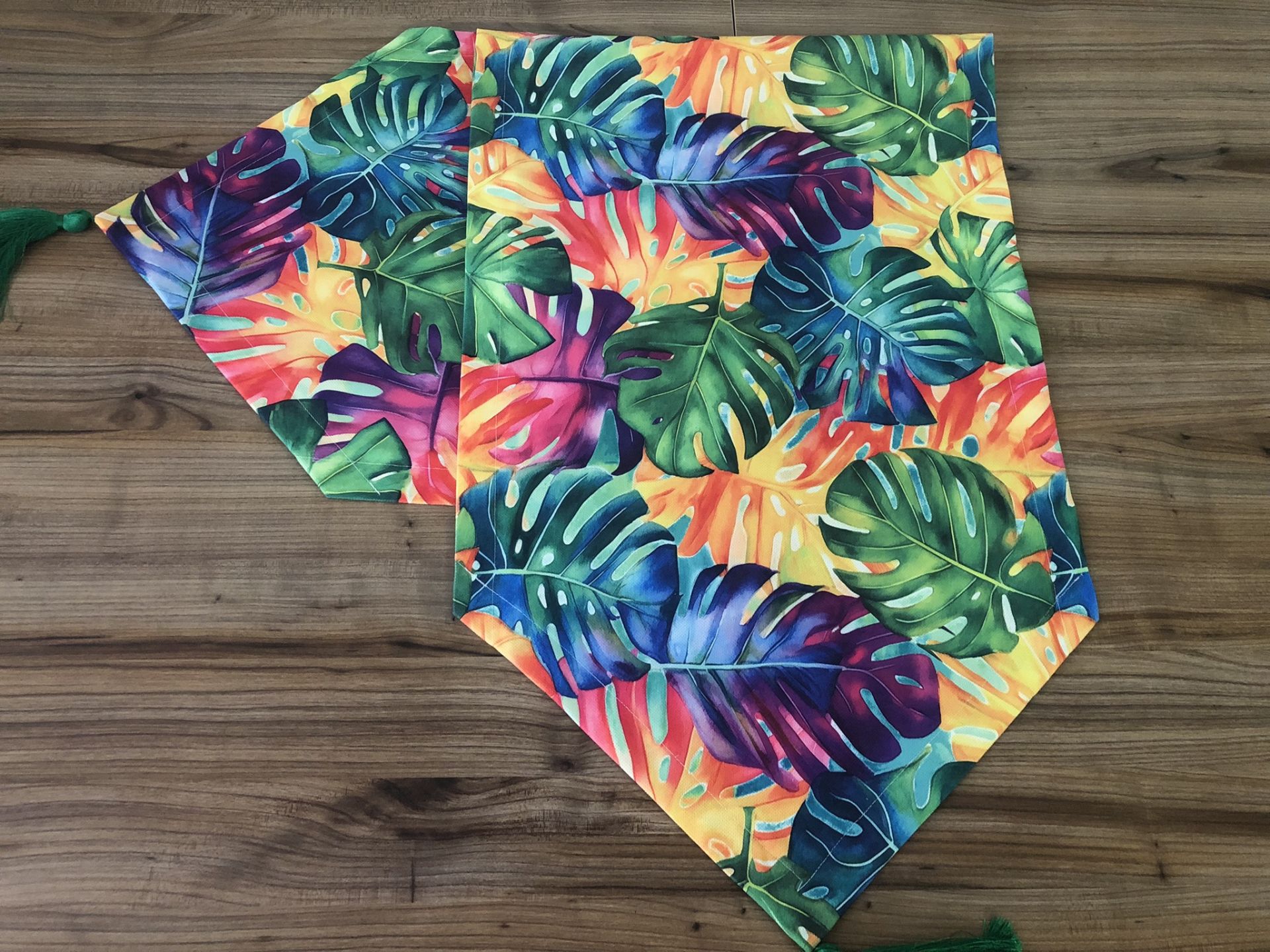 RENKLİ YAPRAK DESENLİ RUNNER