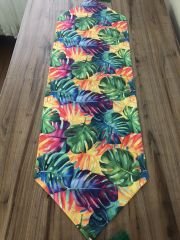 RENKLİ YAPRAK DESENLİ RUNNER