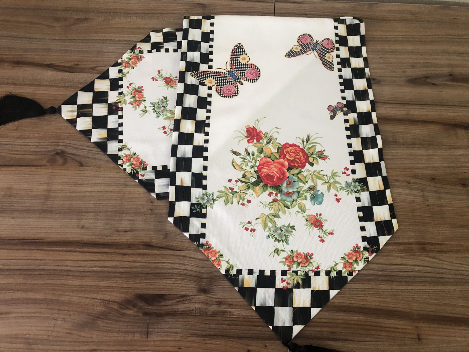 DAMALI KELEBEK DESENLİ RUNNER