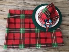 YILBAŞI SOFRA SUNUM EKOSE DESENLİ MASA ÖRTÜSÜ SETİ