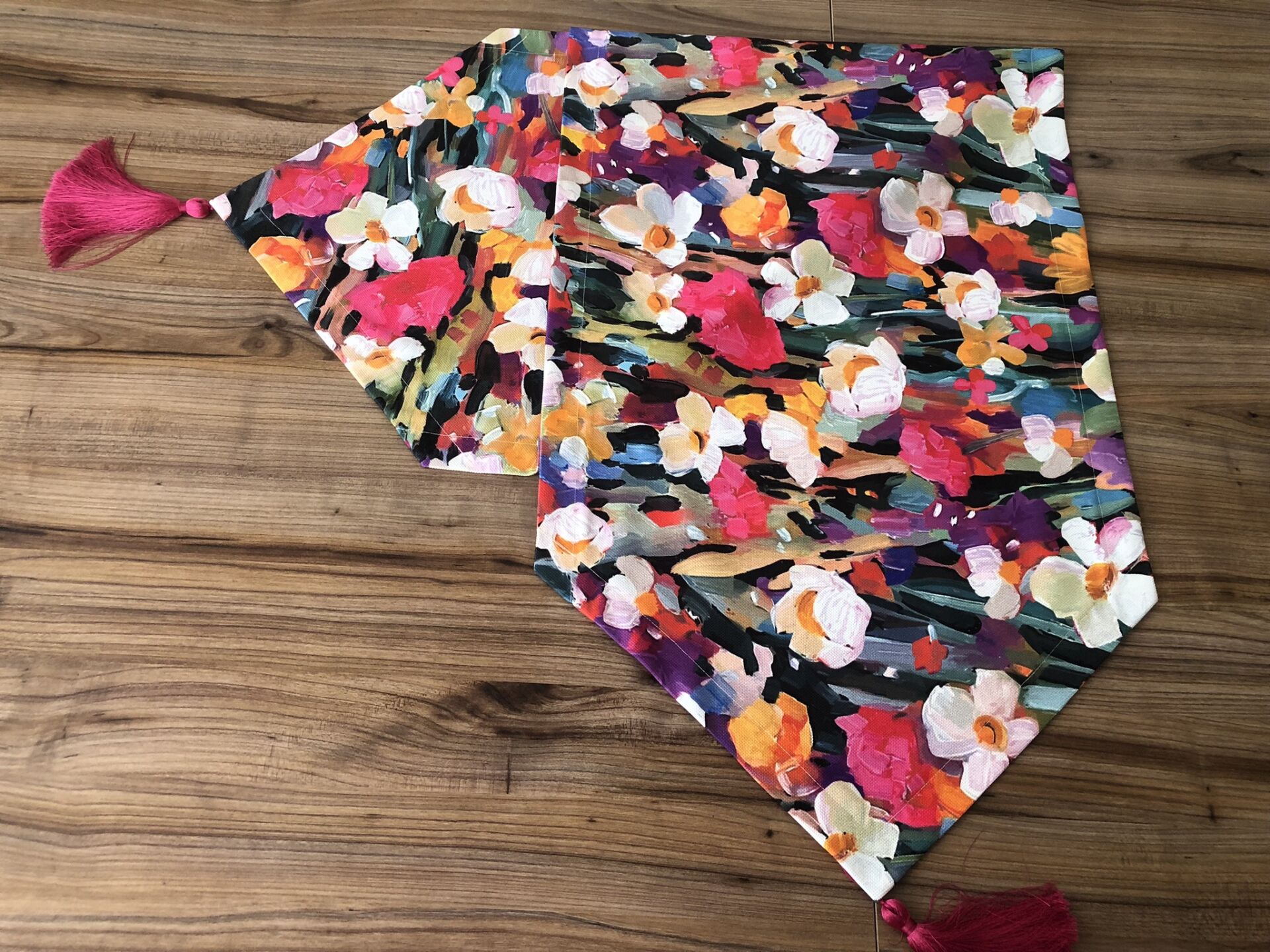 YAĞLI BOYA ÇİÇEK DESENLİ RUNNER