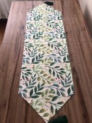 YEŞİL YAPRAK DESENLİ RUNNER