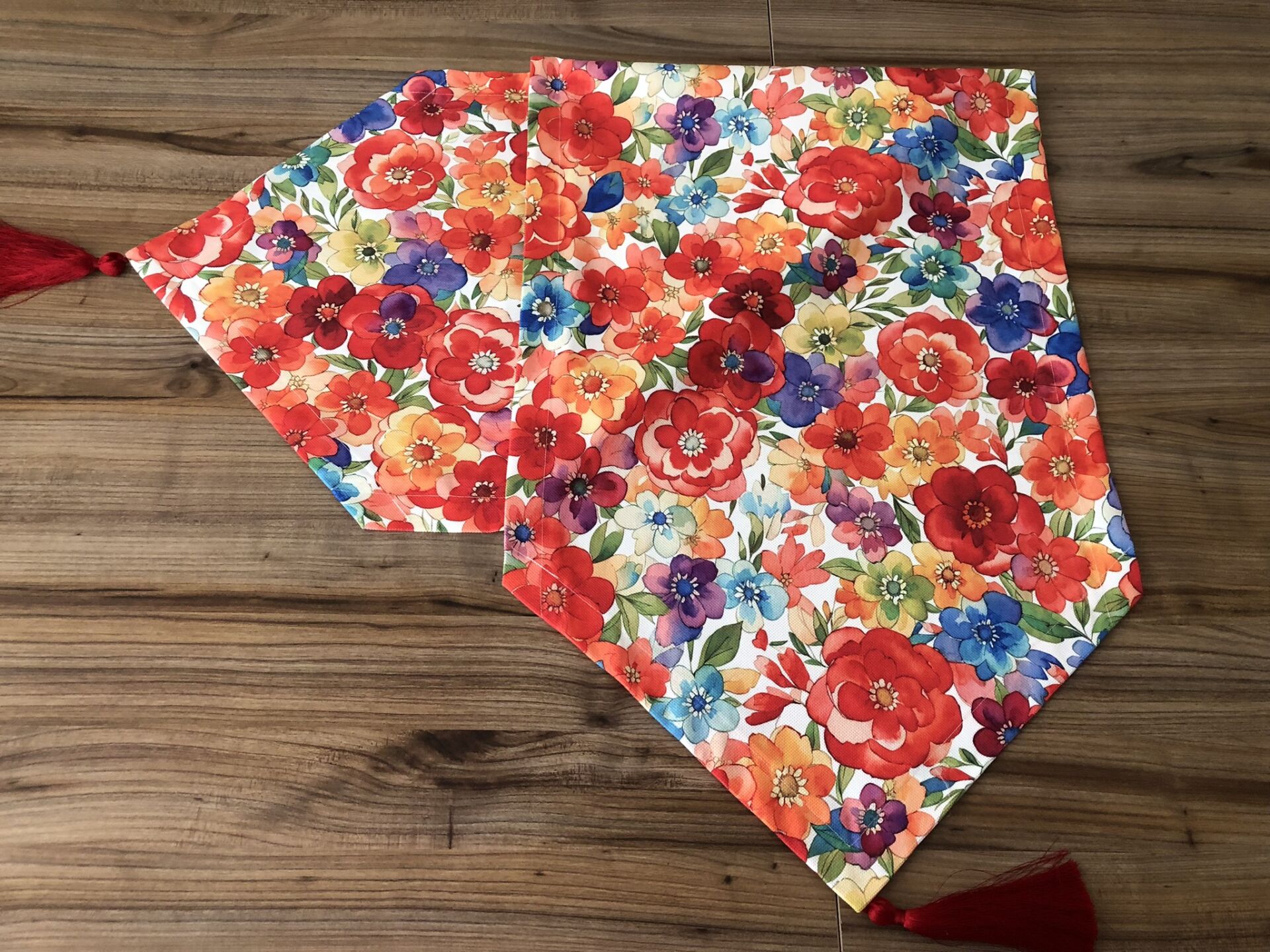 KIRMIZI MAVİ SARI ÇİÇEK DESENLİ RUNNER