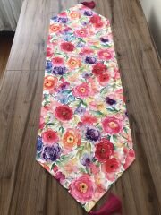 SULUBOYA ÇOK RENKLİ ÇİÇEK DESENLİ RUNNER