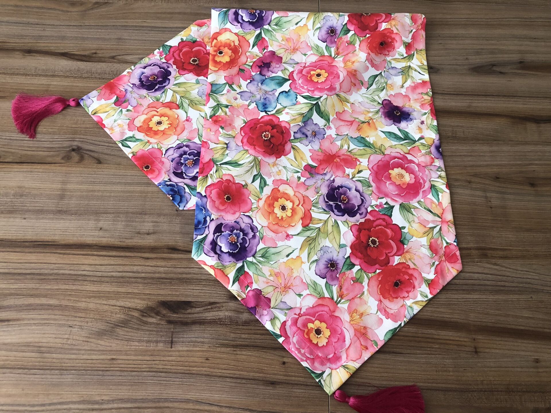 SULUBOYA ÇOK RENKLİ ÇİÇEK DESENLİ RUNNER