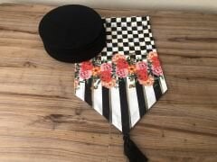 DAMALI  KIRMIZI GÜL DESENLİ RUNNER & SUPLA