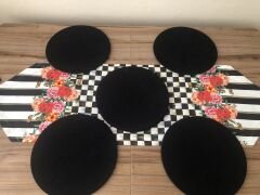 DAMALI  KIRMIZI GÜL DESENLİ RUNNER & SUPLA