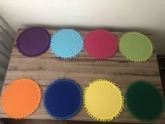 KARIŞIK RENKLİ PONPONLU SUPLA 33 CM (MDF DAHİL) (8 ADET)